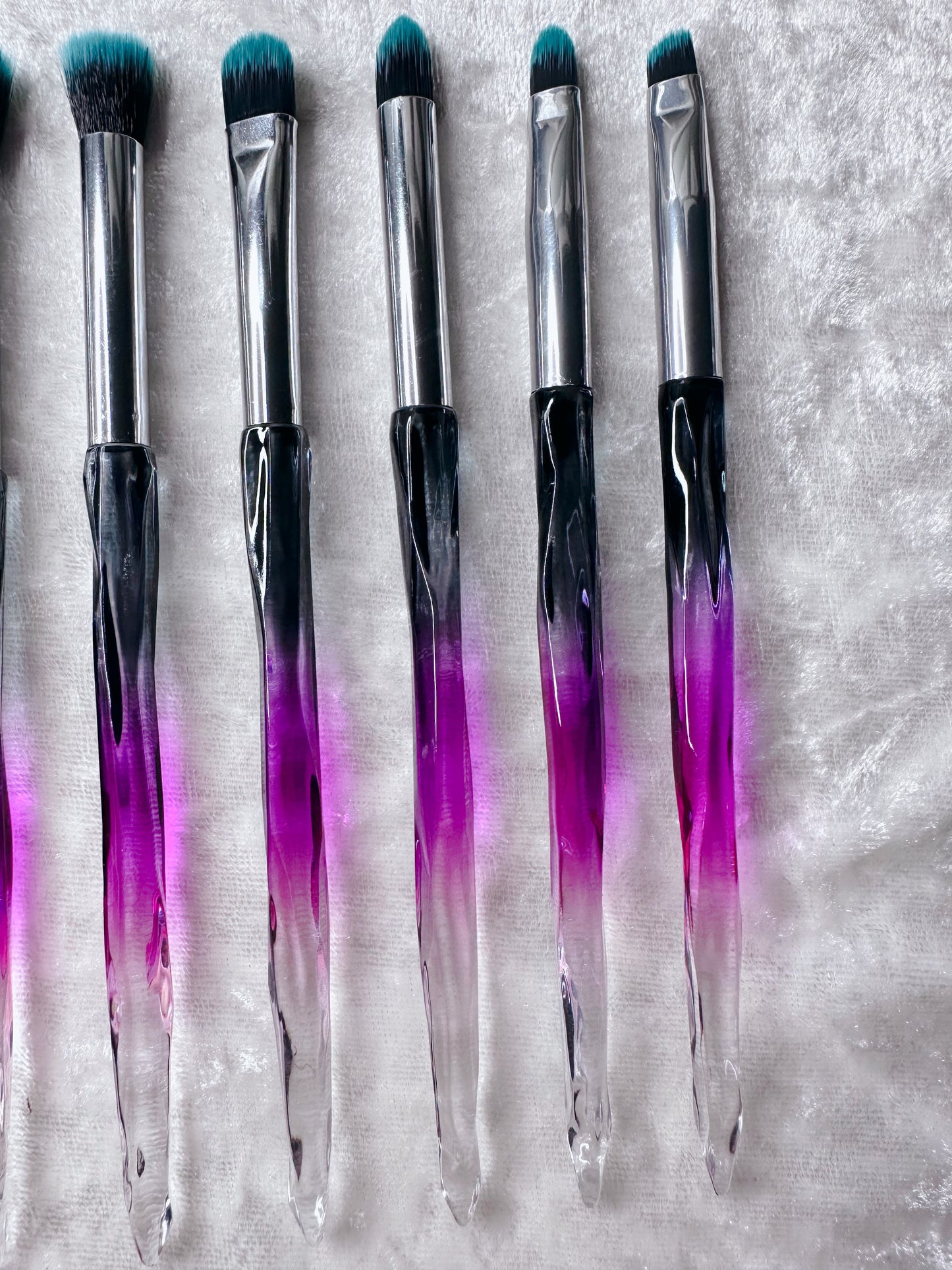 10 Piece Purple Ombré Crystal Effect Makeup Brushes