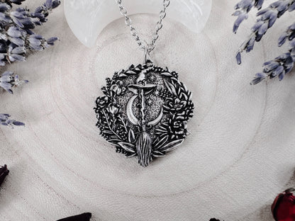 Woodland Witch Necklace